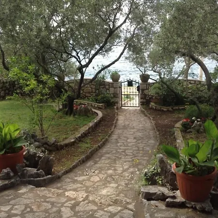 Apartament Wunderschoene Ferienwohnung In Mit Garten, Terrasse Und Grill Und Panoramablick *